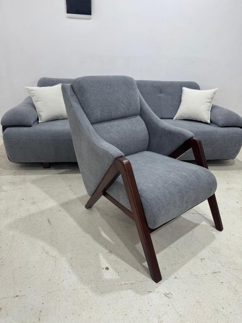 083c1d83-8295-435a-b88e-7d7abb4d5c35