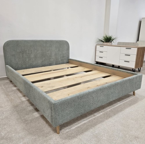 A8461067-853A-4DAC-A028-F439C0FA0292