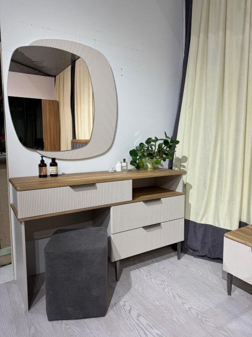 cdfd21b1-25ae-4c27-b5b7-4b804b618009