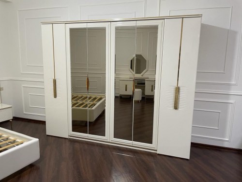 f0b9ae12-555c-455d-a773-75ce23f4c6e7