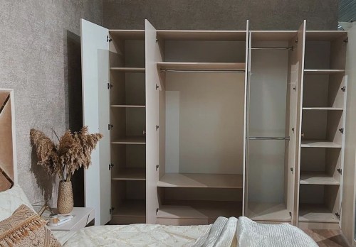 fb9de24e-cd87-4bac-9431-7886aaabe5386